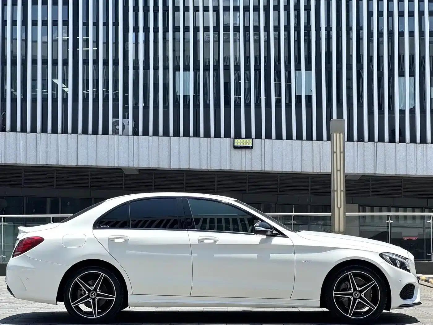 Mercedes-Benz C-Class 2018 C 200 Achievement Edition — миниатюра 4