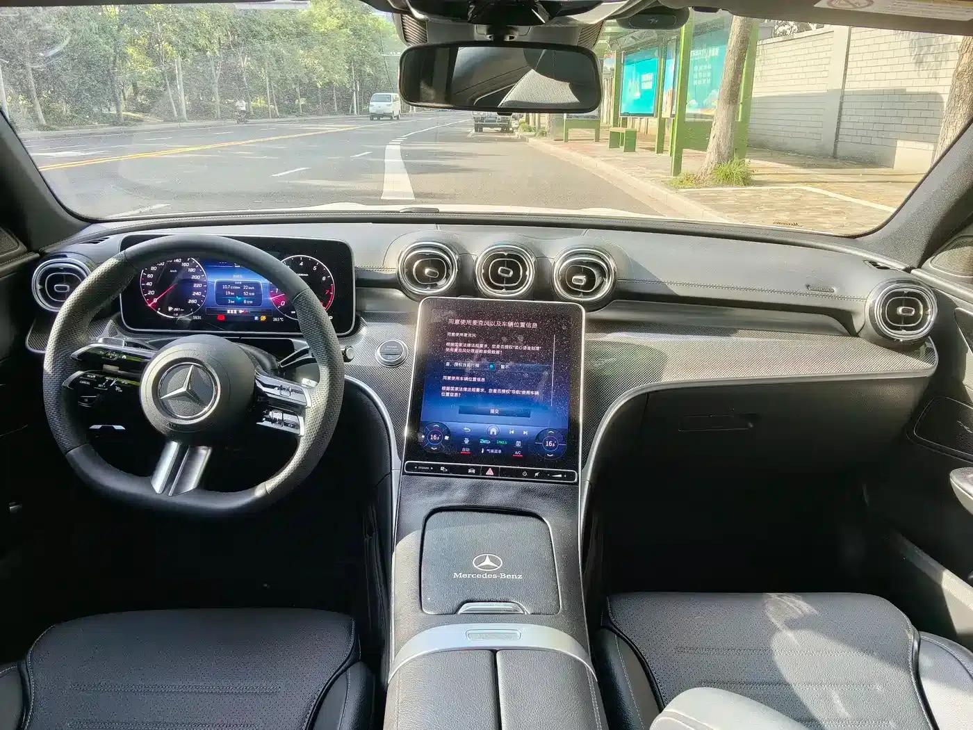 2024 Mercedes-Benz C-Class Facelift C 260 L Sport Night Edition — миниатюра 4