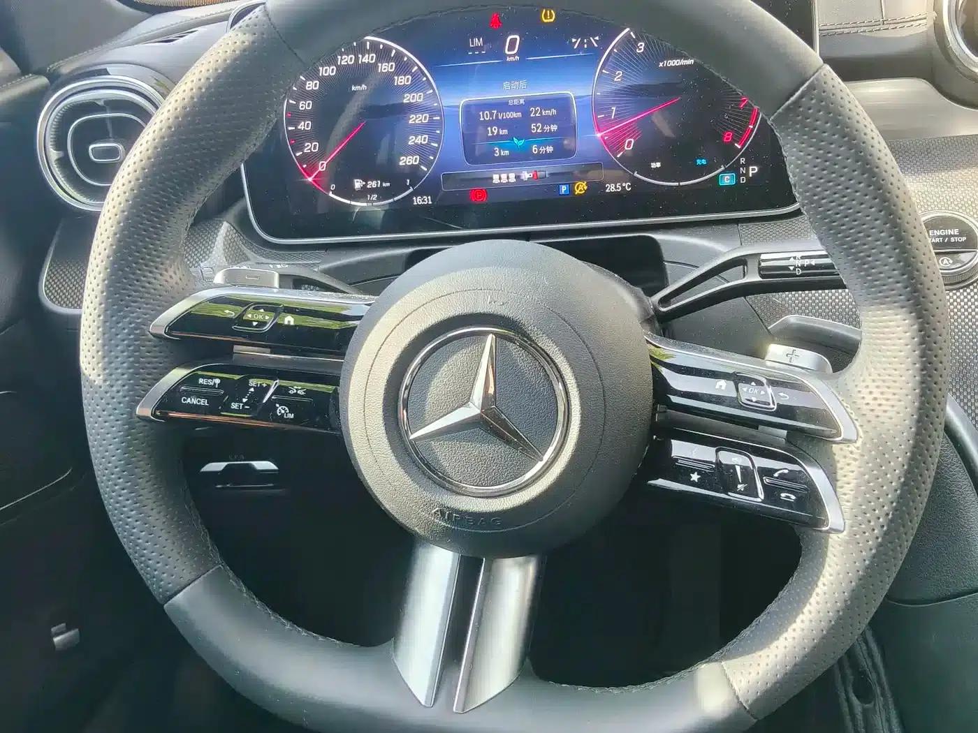 2024 Mercedes-Benz C-Class Facelift C 260 L Sport Night Edition — миниатюра 9