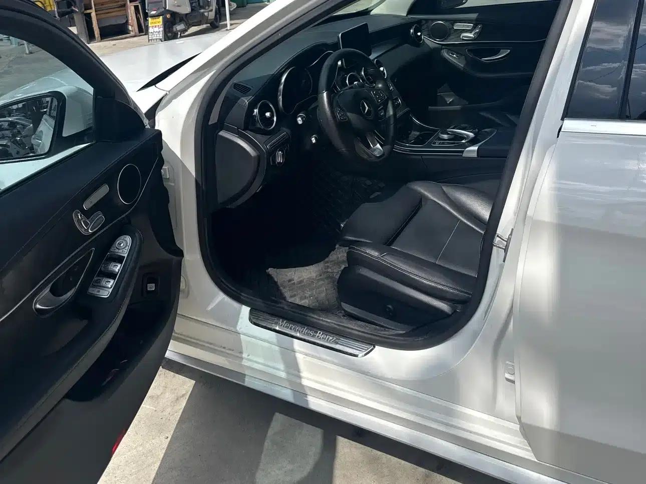 2018 Mercedes-Benz C-Class C 200 L Sport Edition — миниатюра 4