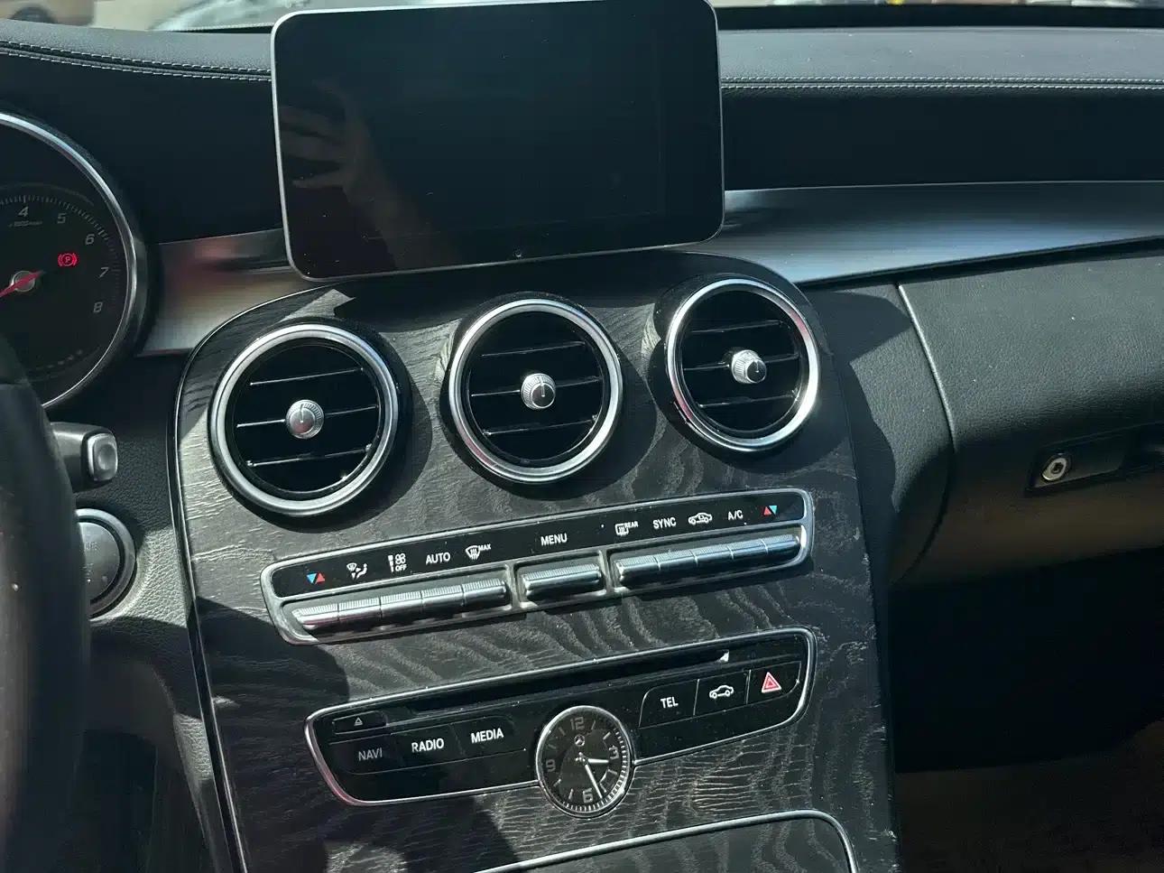 2018 Mercedes-Benz C-Class C 200 L Sport Edition — миниатюра 10