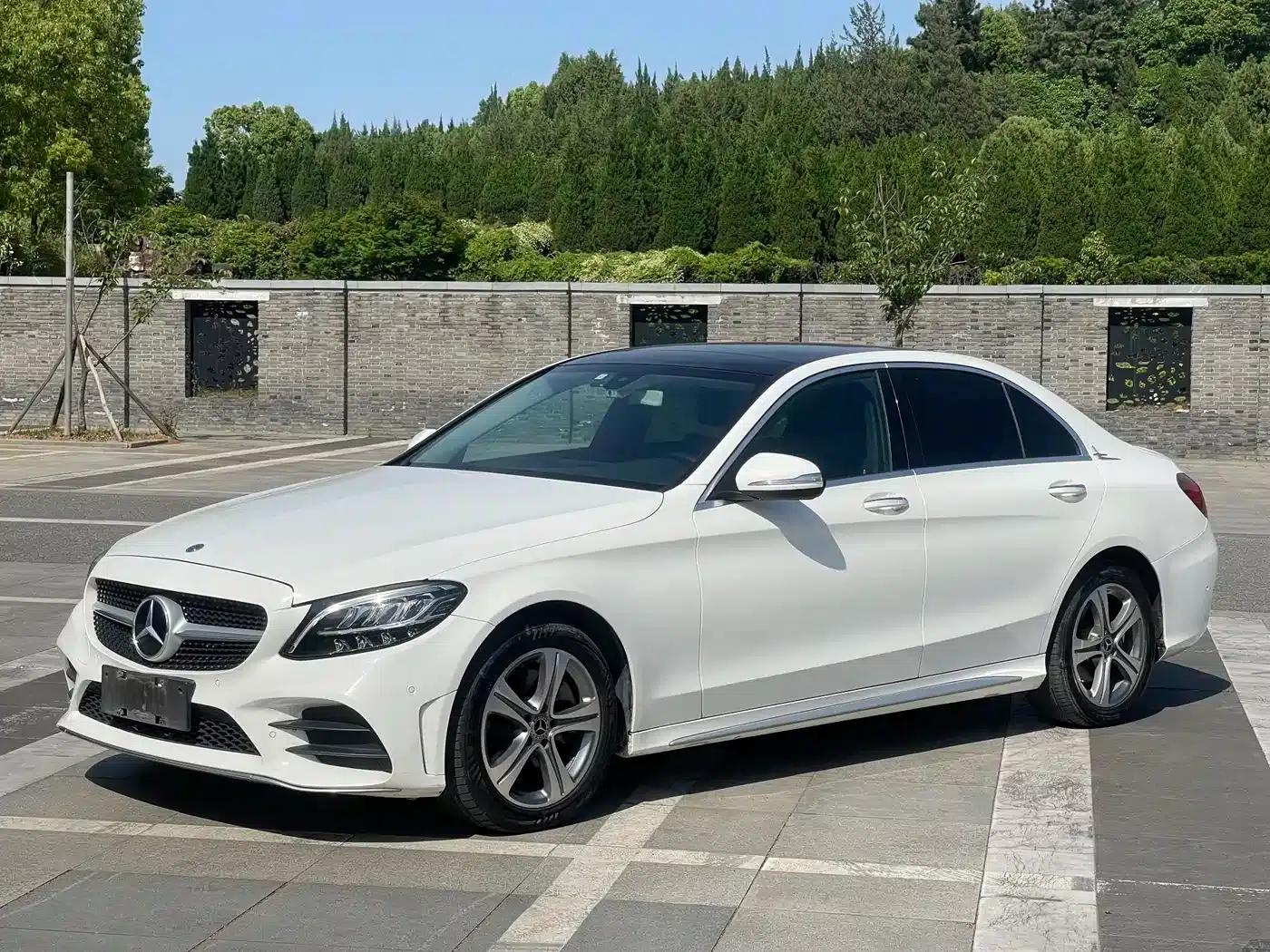 Mercedes-Benz C-Class 2019 Facelift C 260 L Sport Edition — миниатюра 1