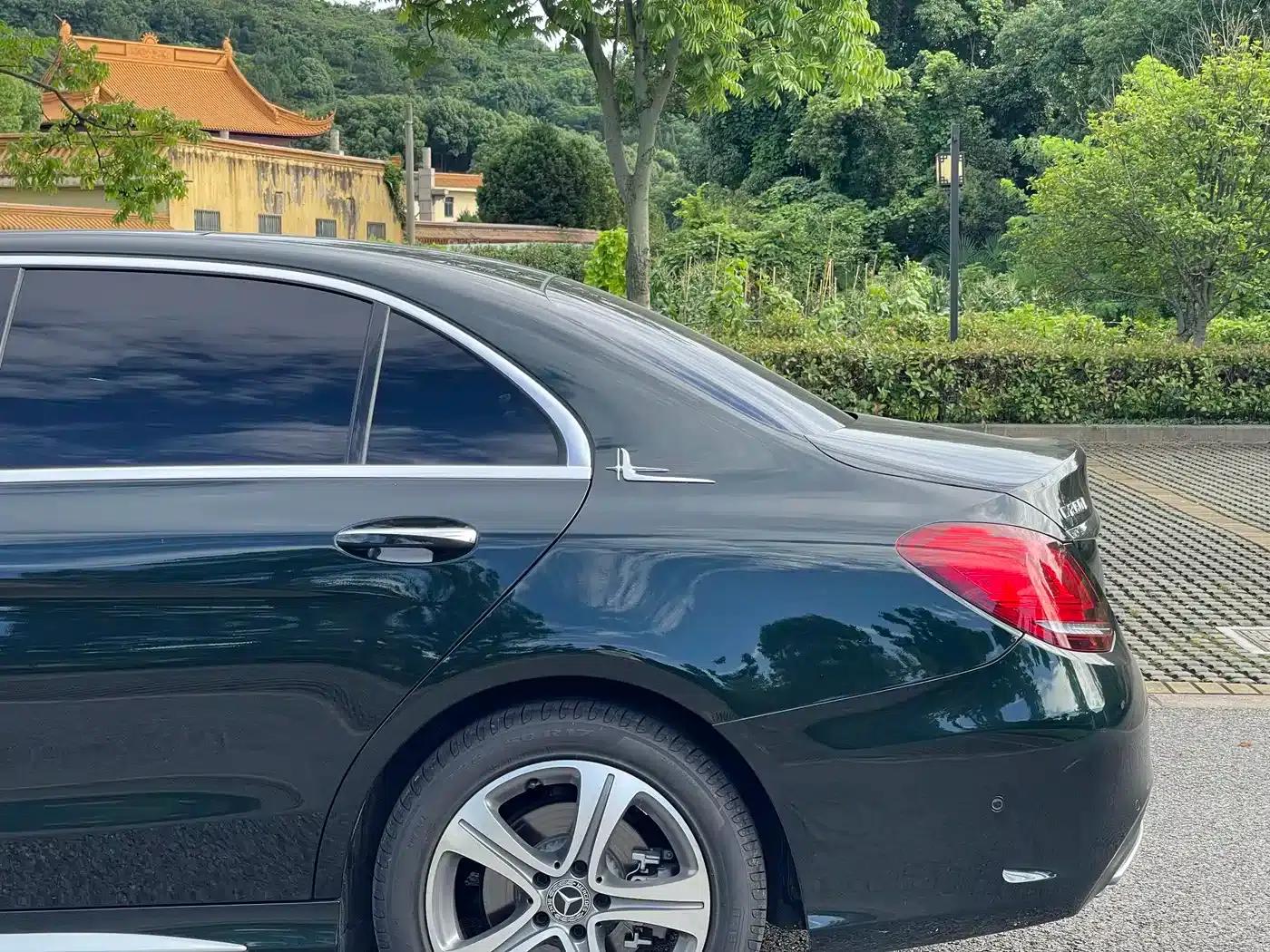 Mercedes-Benz C-Class 2019 Facelift C 260 L Sport Edition — миниатюра 23