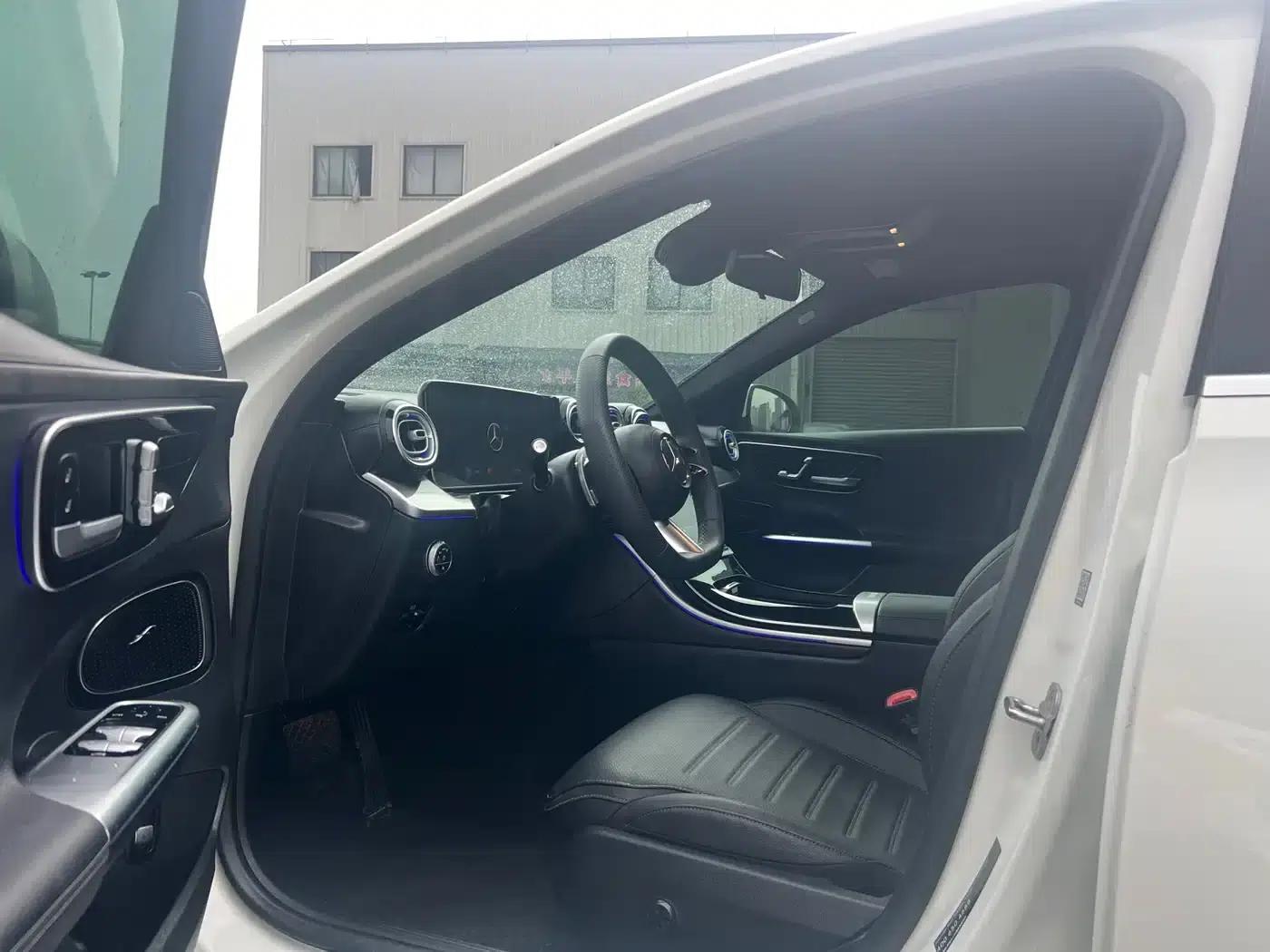 2024 Mercedes-Benz C-Class C 260 L Sport Edition — миниатюра 4