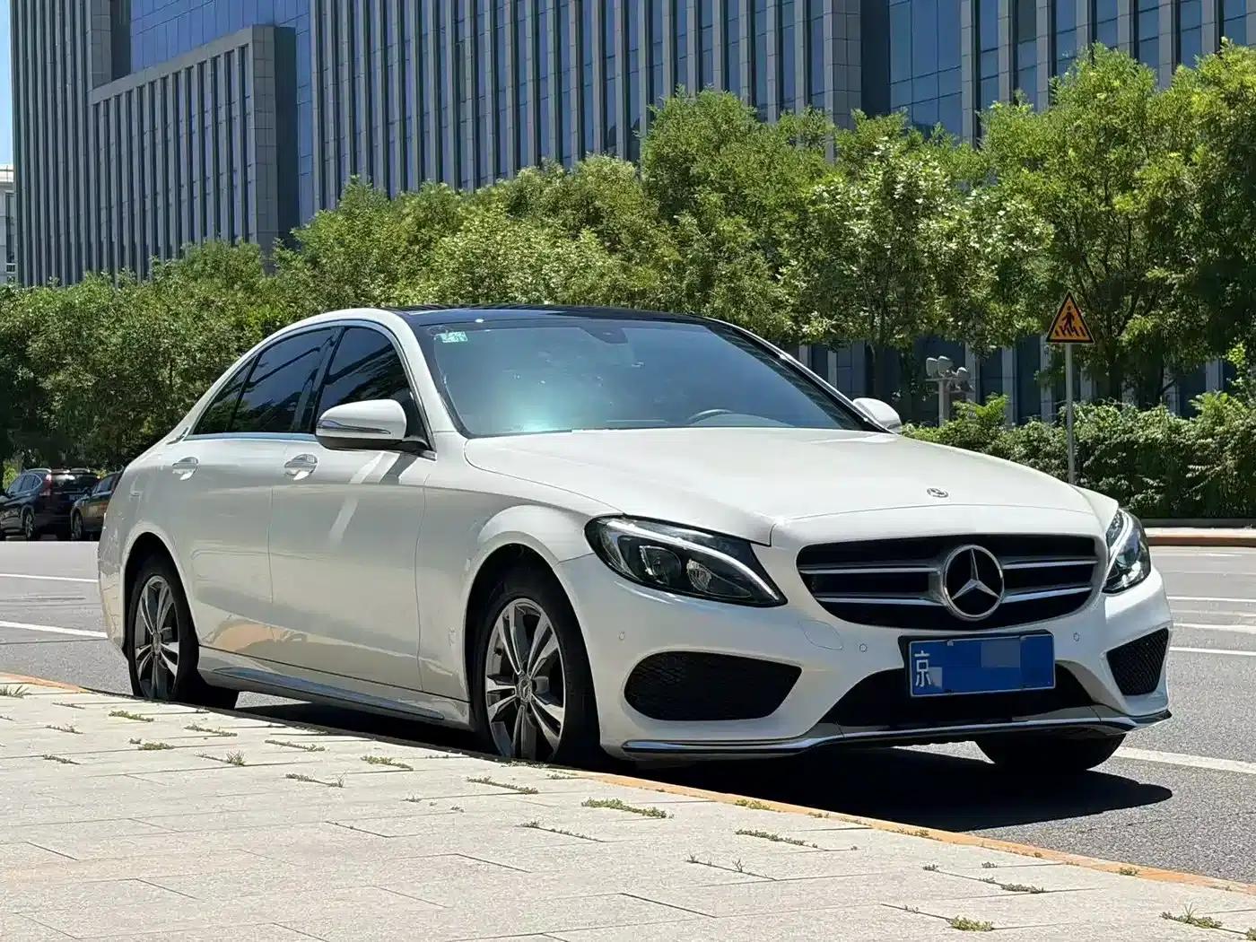 Mercedes-Benz C-Class 2017 Facelift C 200 L Sport Edition — миниатюра 3