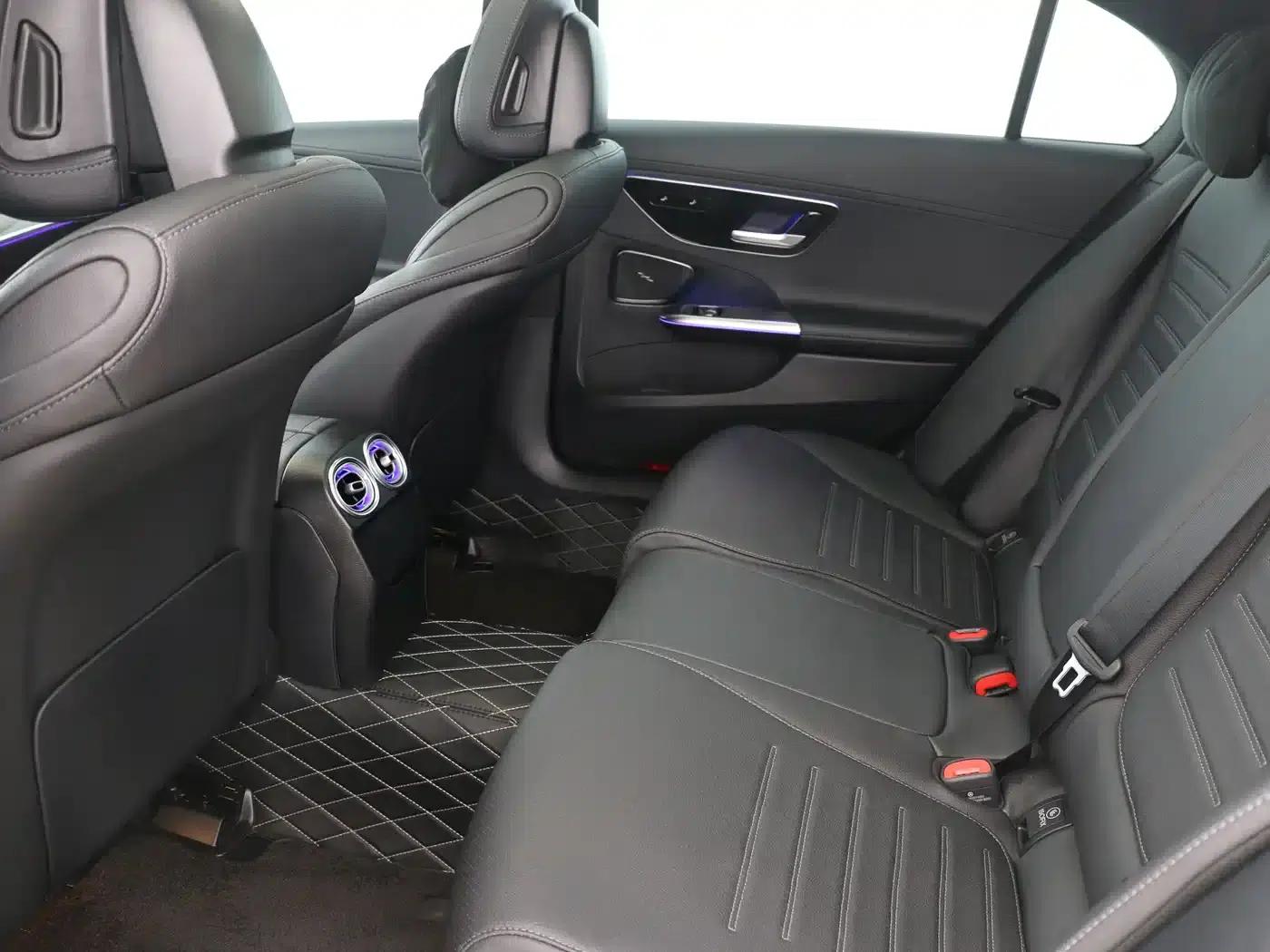 Mercedes-Benz C-Class 2024 Facelift C 260 L Sport Edition — миниатюра 12