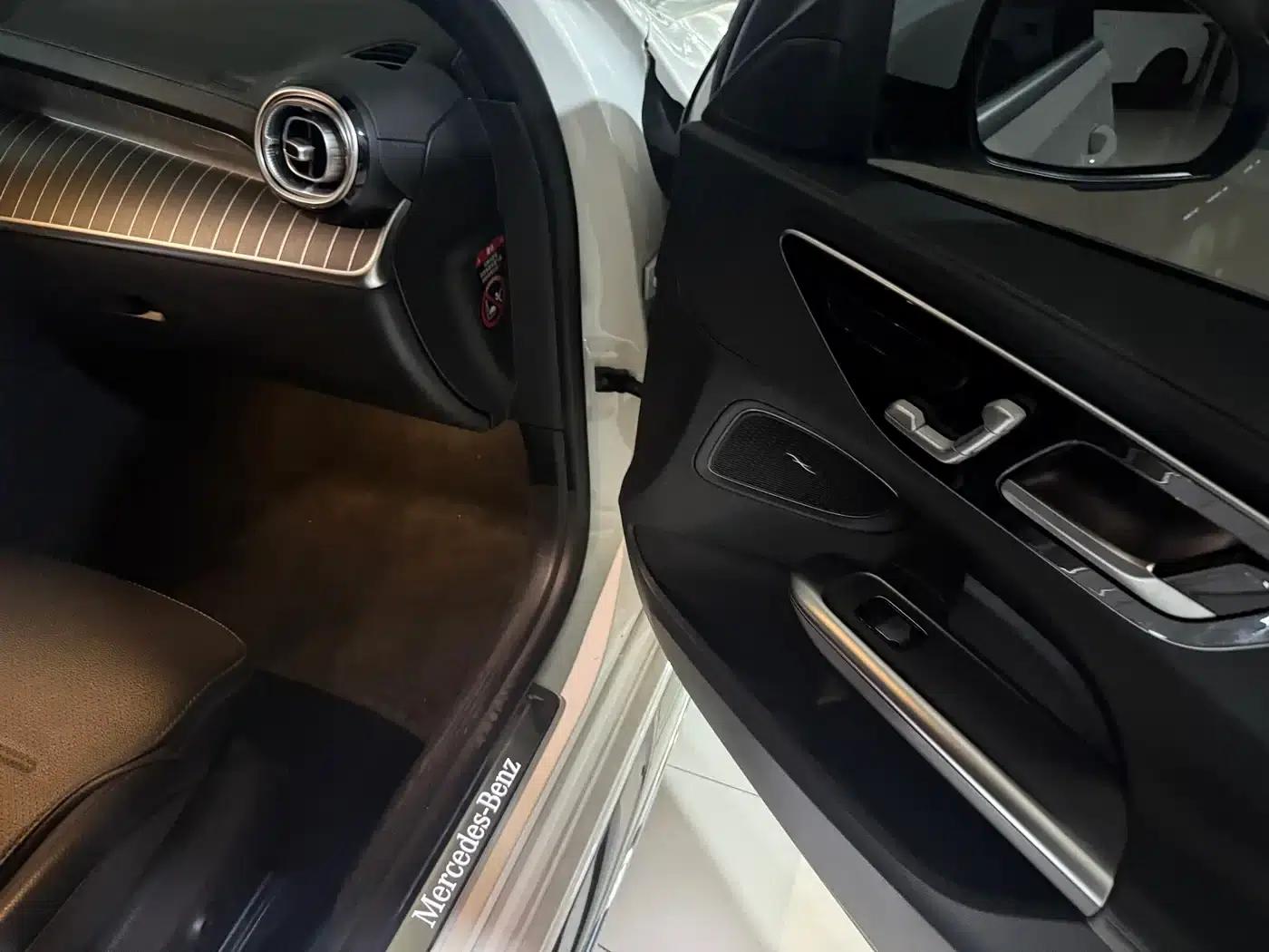2023 Mercedes-Benz C-Class C 260 L Sport Edition — миниатюра 9
