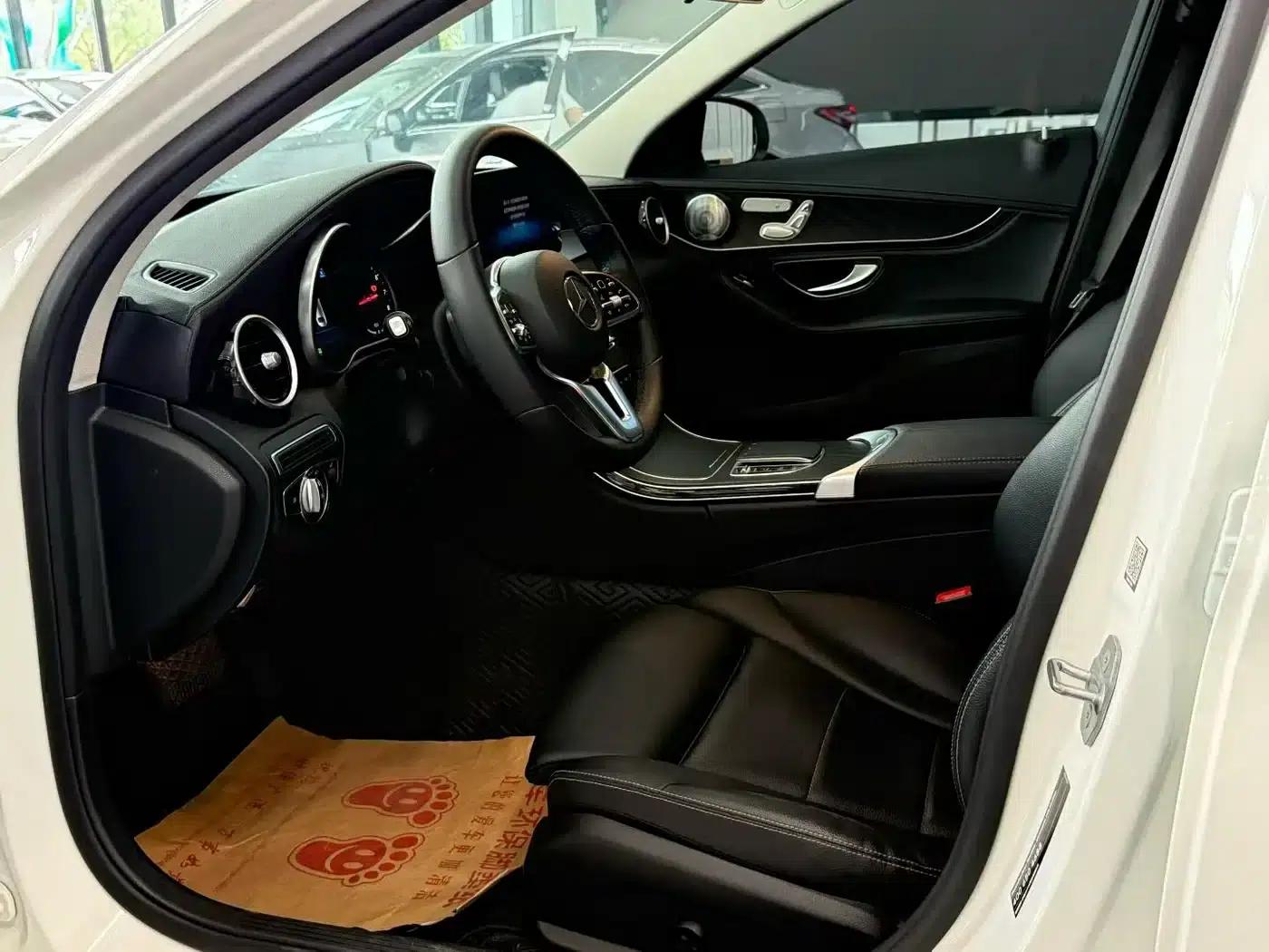 2020 Mercedes-Benz C-Class C 260 L Sport Edition — миниатюра 6