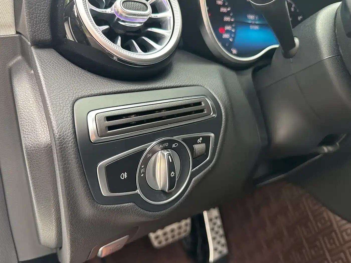 Mercedes-Benz C-Class 2019 Facelift C 260 L Sport Edition — миниатюра 13