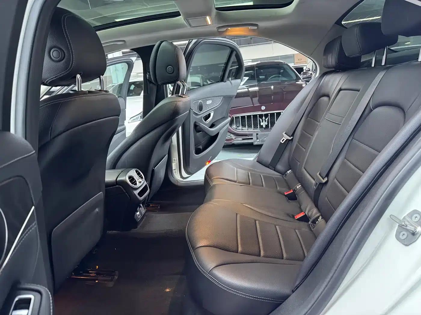 2020 Mercedes-Benz C-Class C 260 L Sport Edition — миниатюра 15