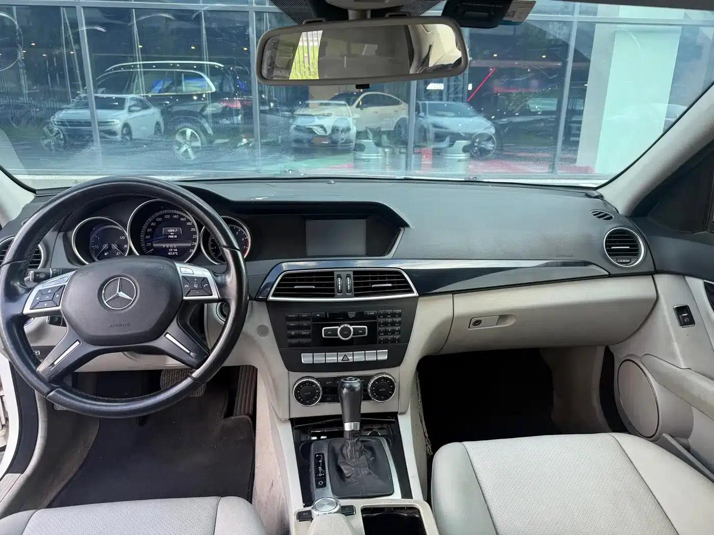 Mercedes-Benz C-Class 2013 C 180 CGI Classic — миниатюра 7