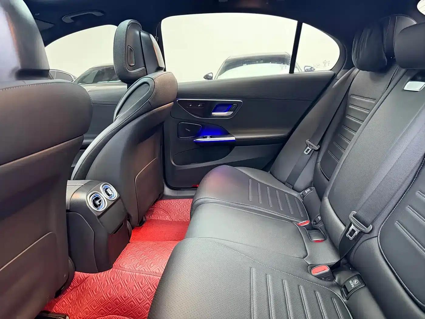 2023 Mercedes-Benz C-Class C 260 L Sport Edition — миниатюра 8