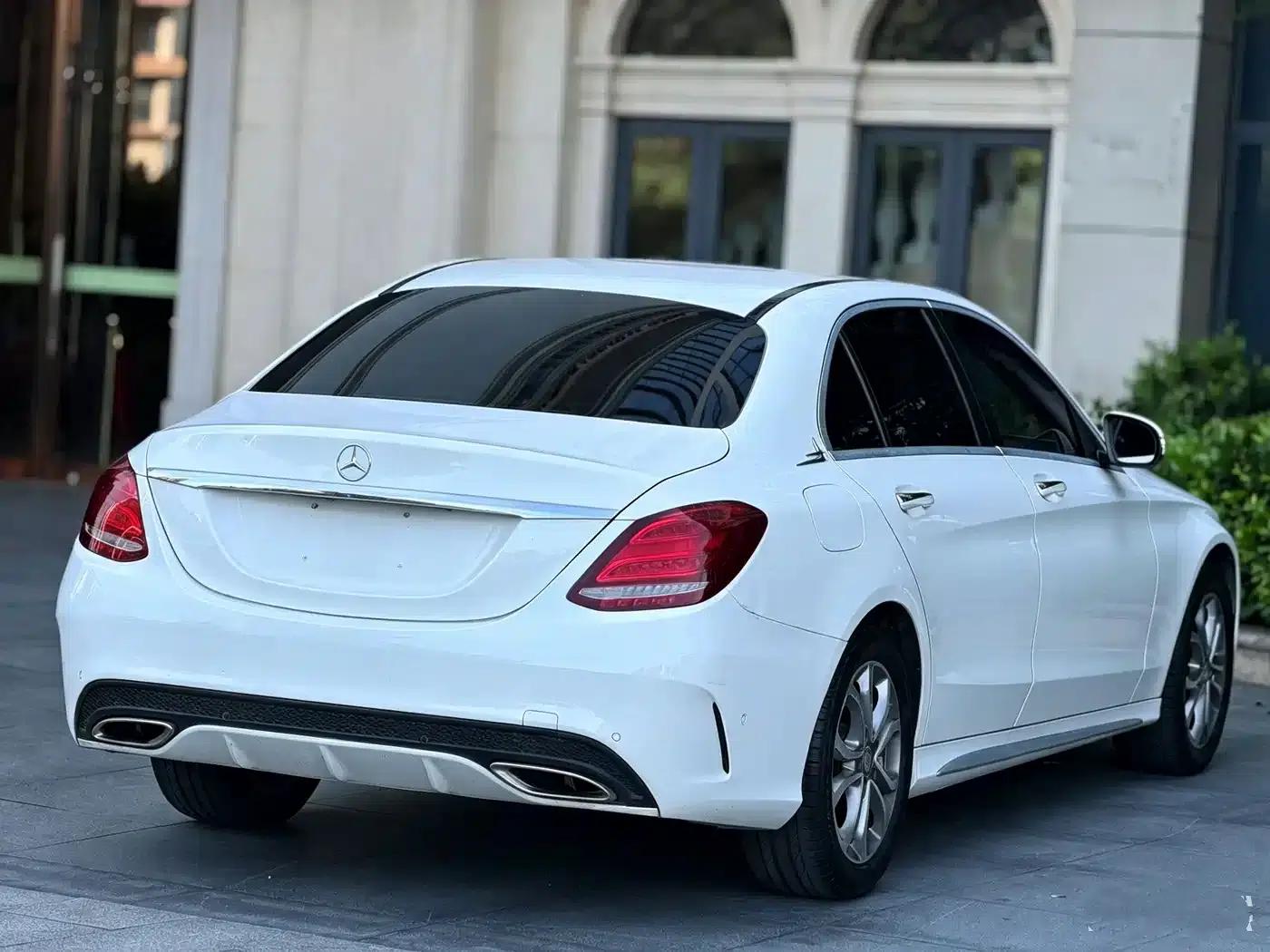 2016 Mercedes-Benz C-Class C 180 L Sport — миниатюра 7