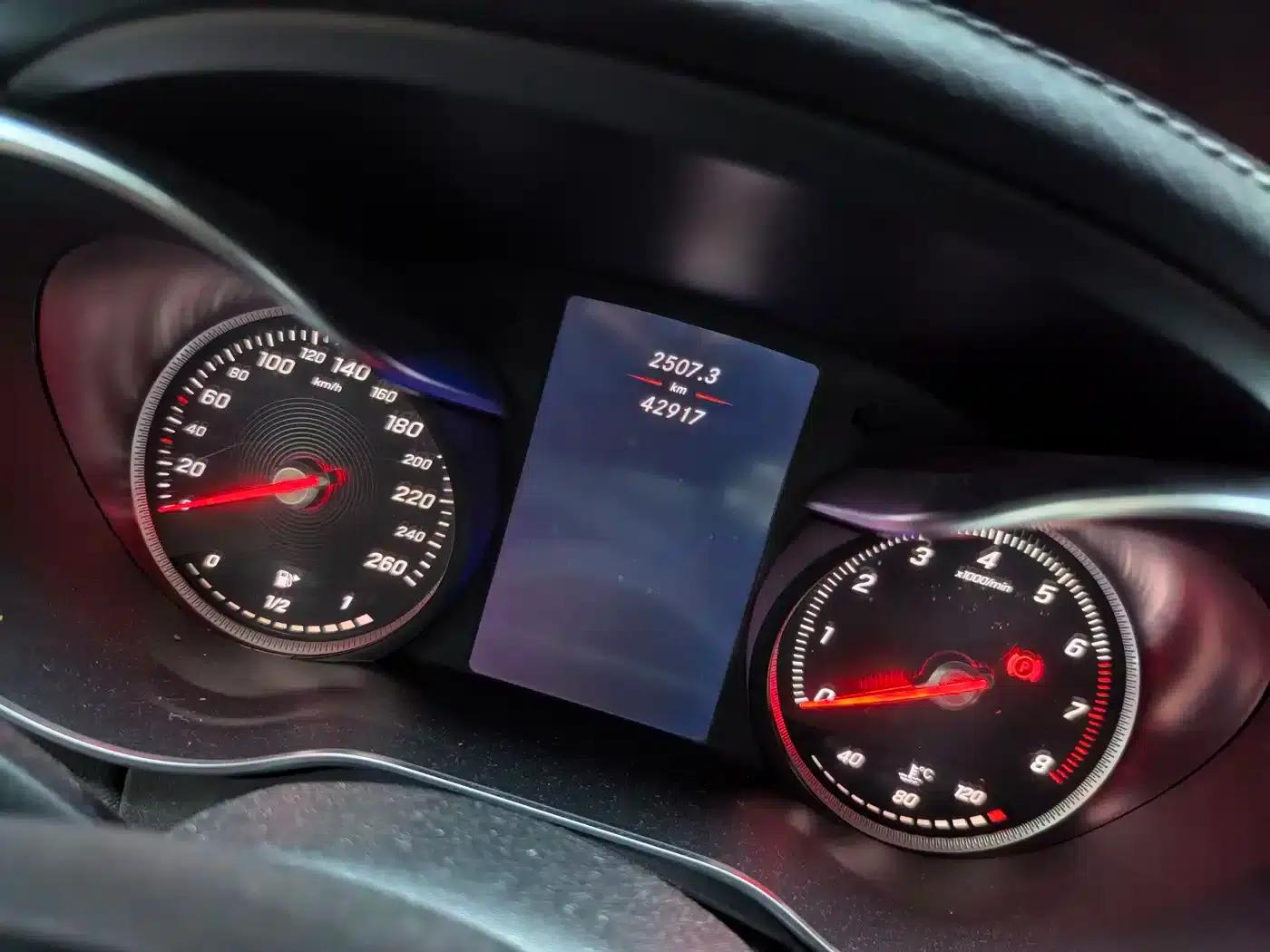2016 Mercedes-Benz C-Class C 180 L Sport — миниатюра 10