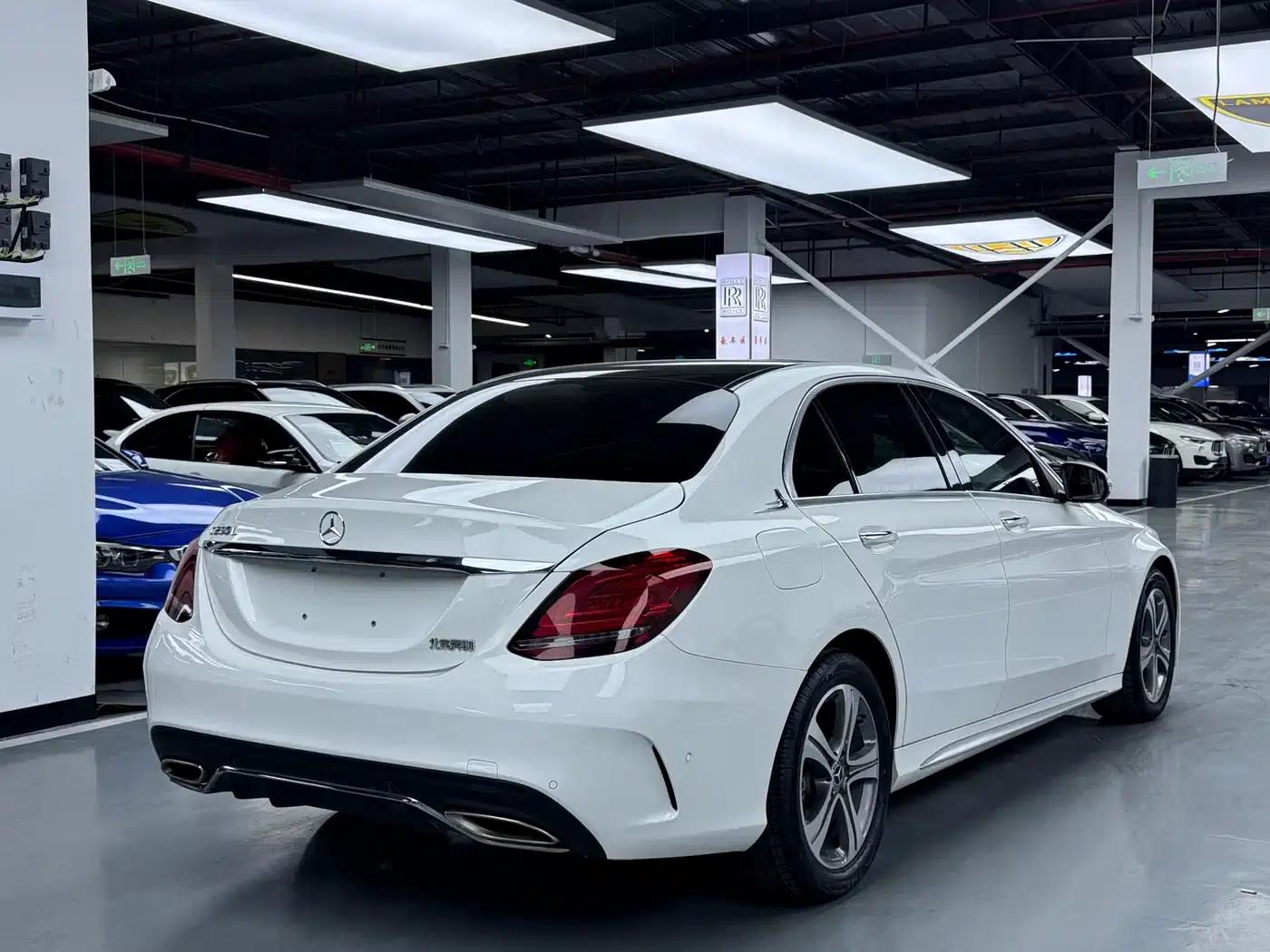 2020 Mercedes-Benz C-Class C 260 L Sport Edition — миниатюра 19