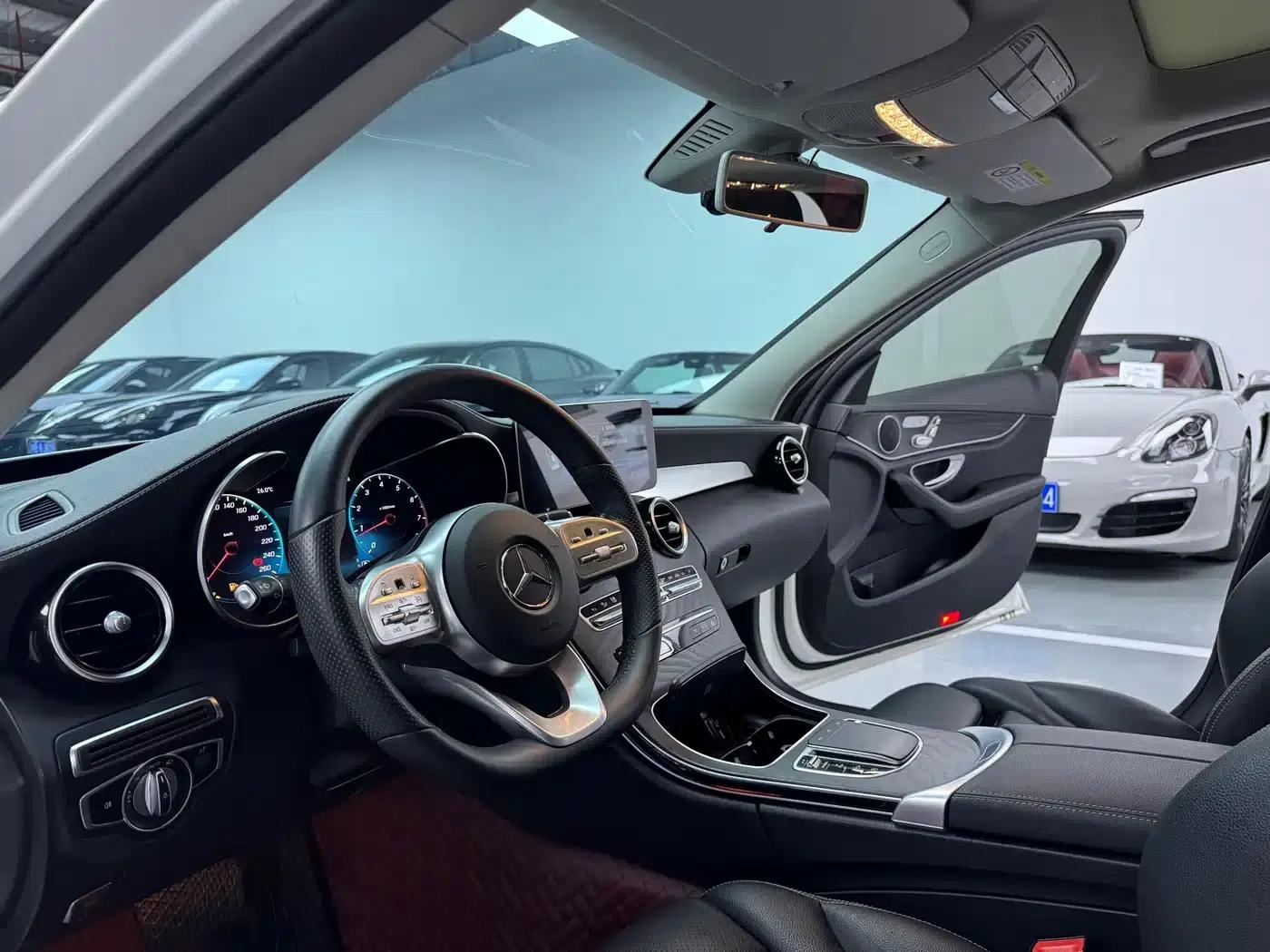 2020 Mercedes-Benz C-Class C 260 L Sport Edition — миниатюра 4