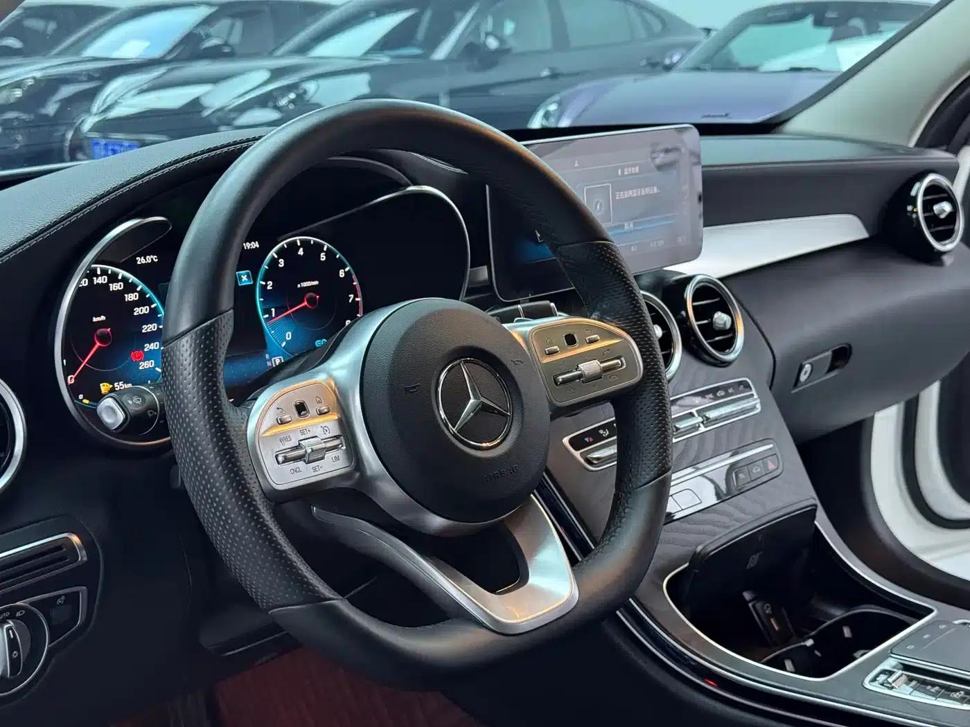 2020 Mercedes-Benz C-Class C 260 L Sport Edition — миниатюра 5