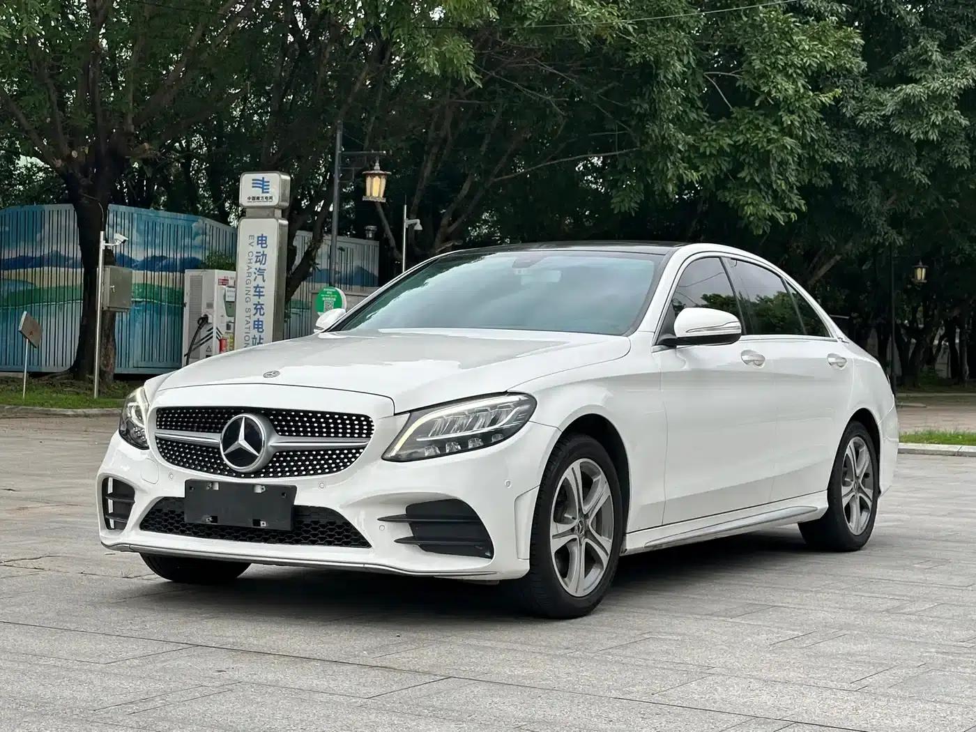 Mercedes-Benz C-Class 2019 Facelift C 260 L Sport Edition — миниатюра 1