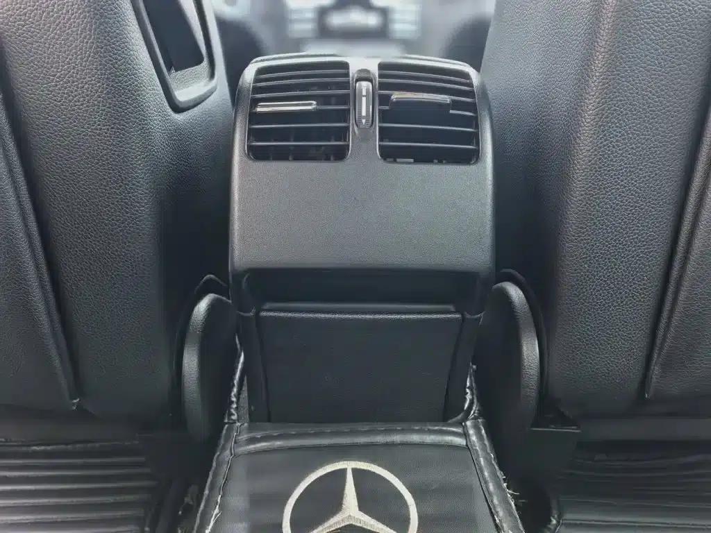 Mercedes-Benz C-Class 2013 C 180 CGI Classic — миниатюра 12