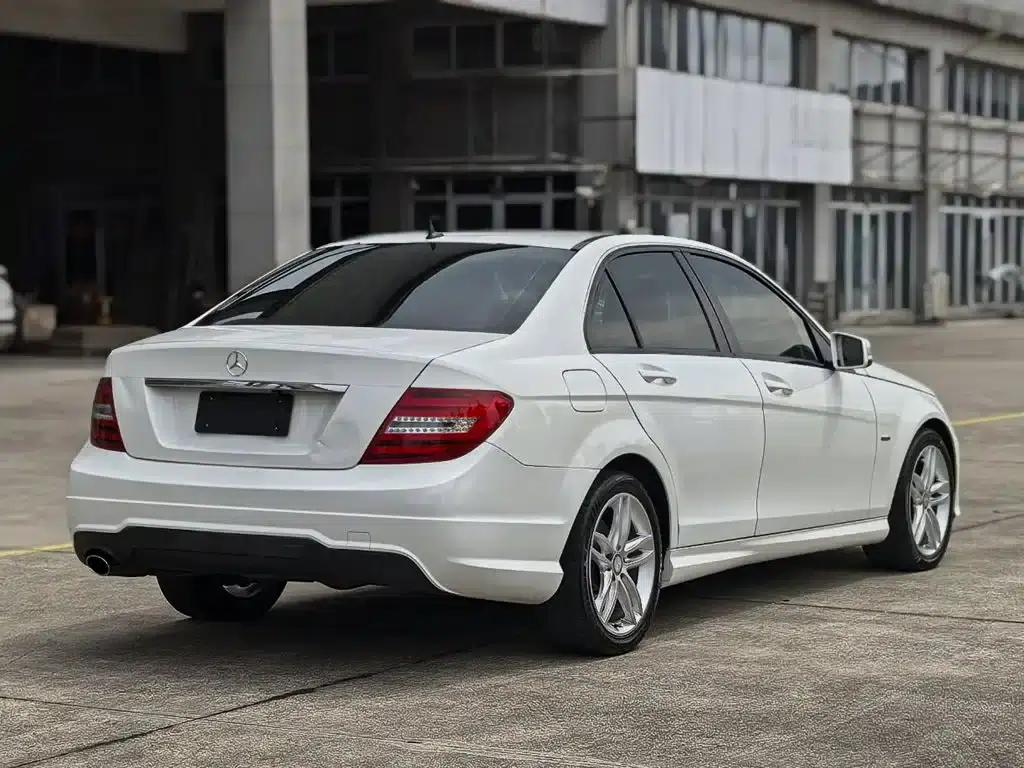 Mercedes-Benz C-Class 2013 C 180 CGI Classic — миниатюра 6