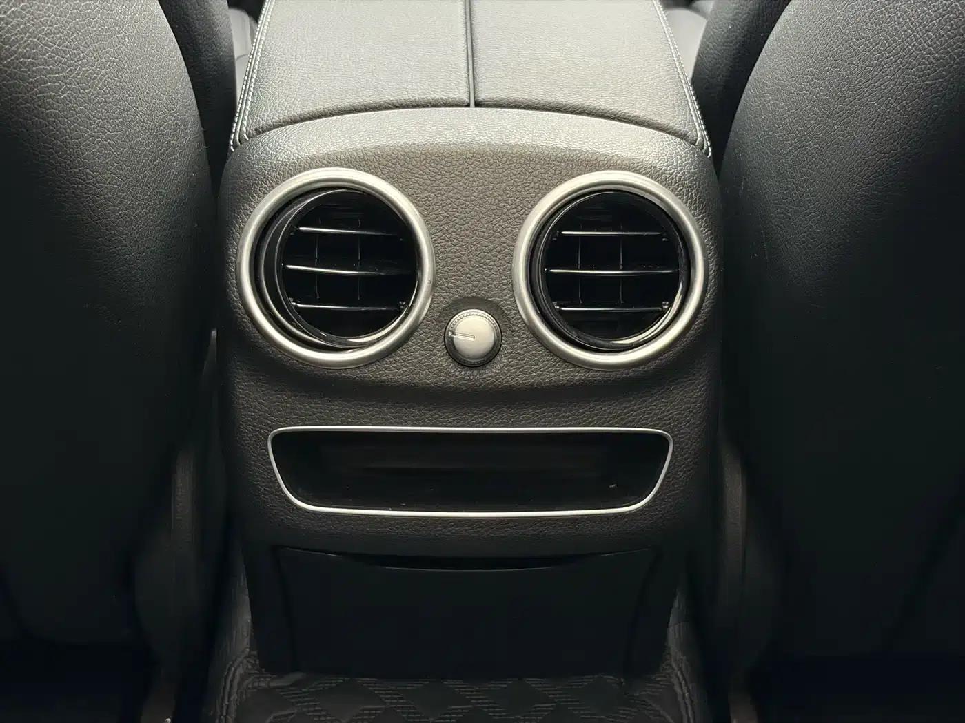 Mercedes-Benz C-Class 2019 Facelift C 260 L Sport Edition — миниатюра 9