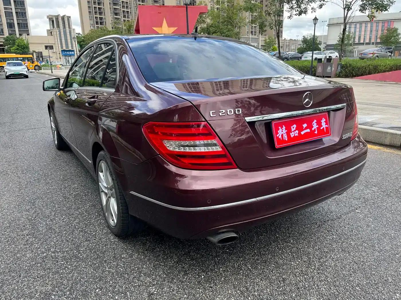 2011 Mercedes-Benz C-Class C 200 CGI Elegance — миниатюра 12