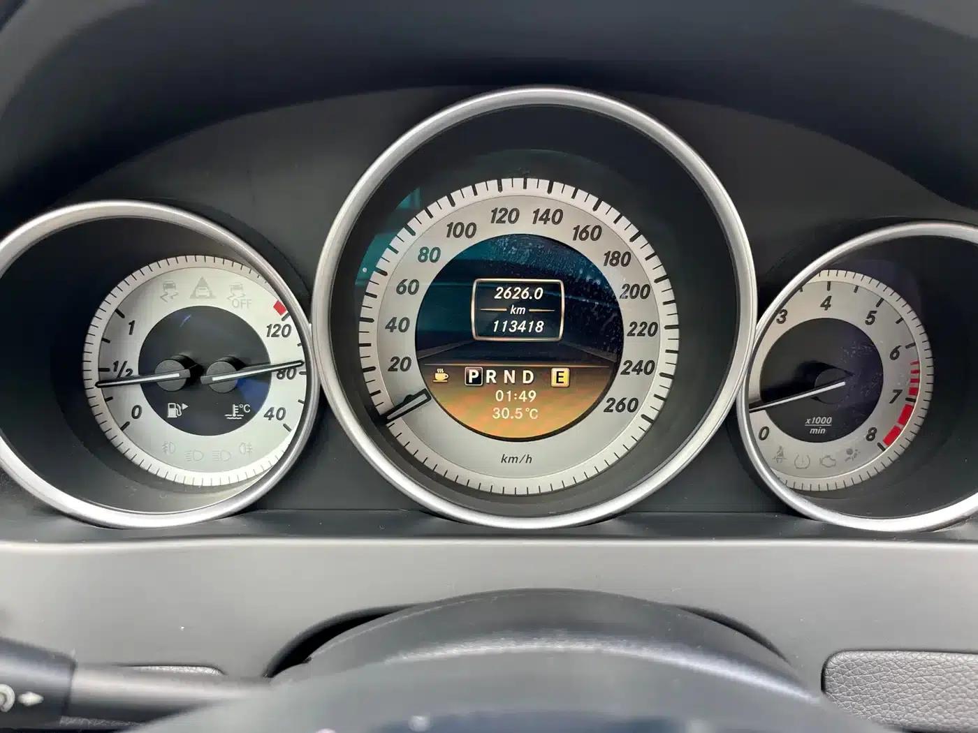 2011 Mercedes-Benz C-Class C 200 CGI Elegance — миниатюра 4