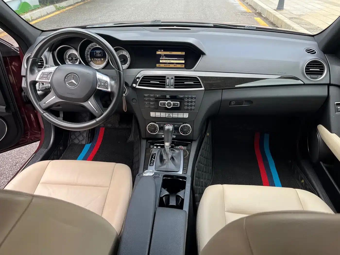 2011 Mercedes-Benz C-Class C 200 CGI Elegance — миниатюра 7