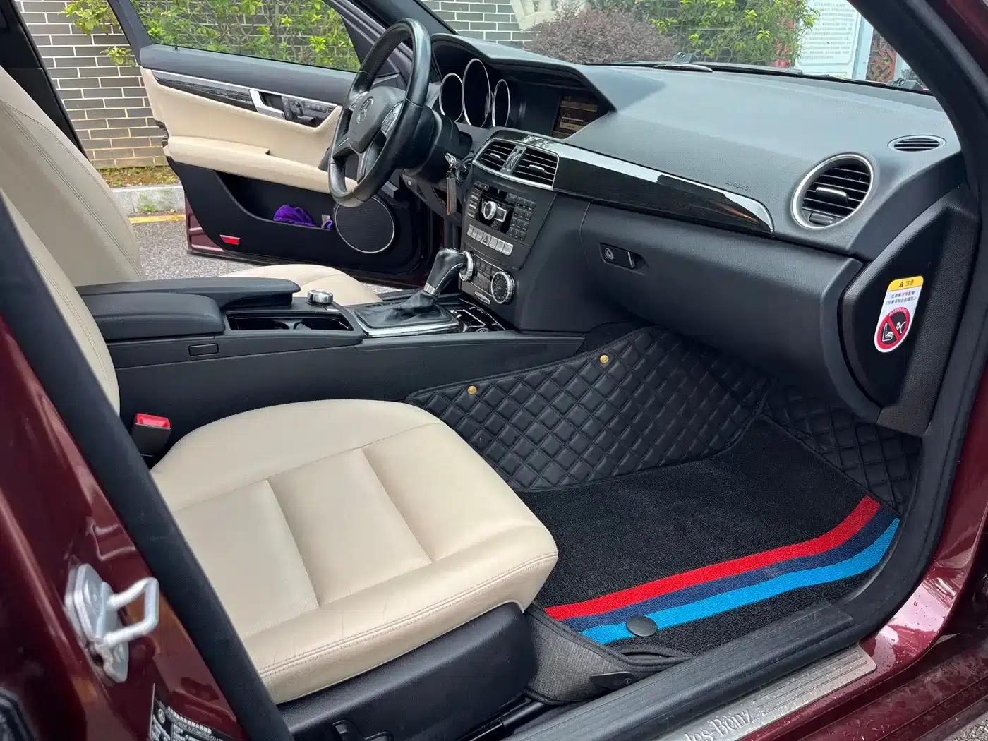 2011 Mercedes-Benz C-Class C 200 CGI Elegance — миниатюра 8