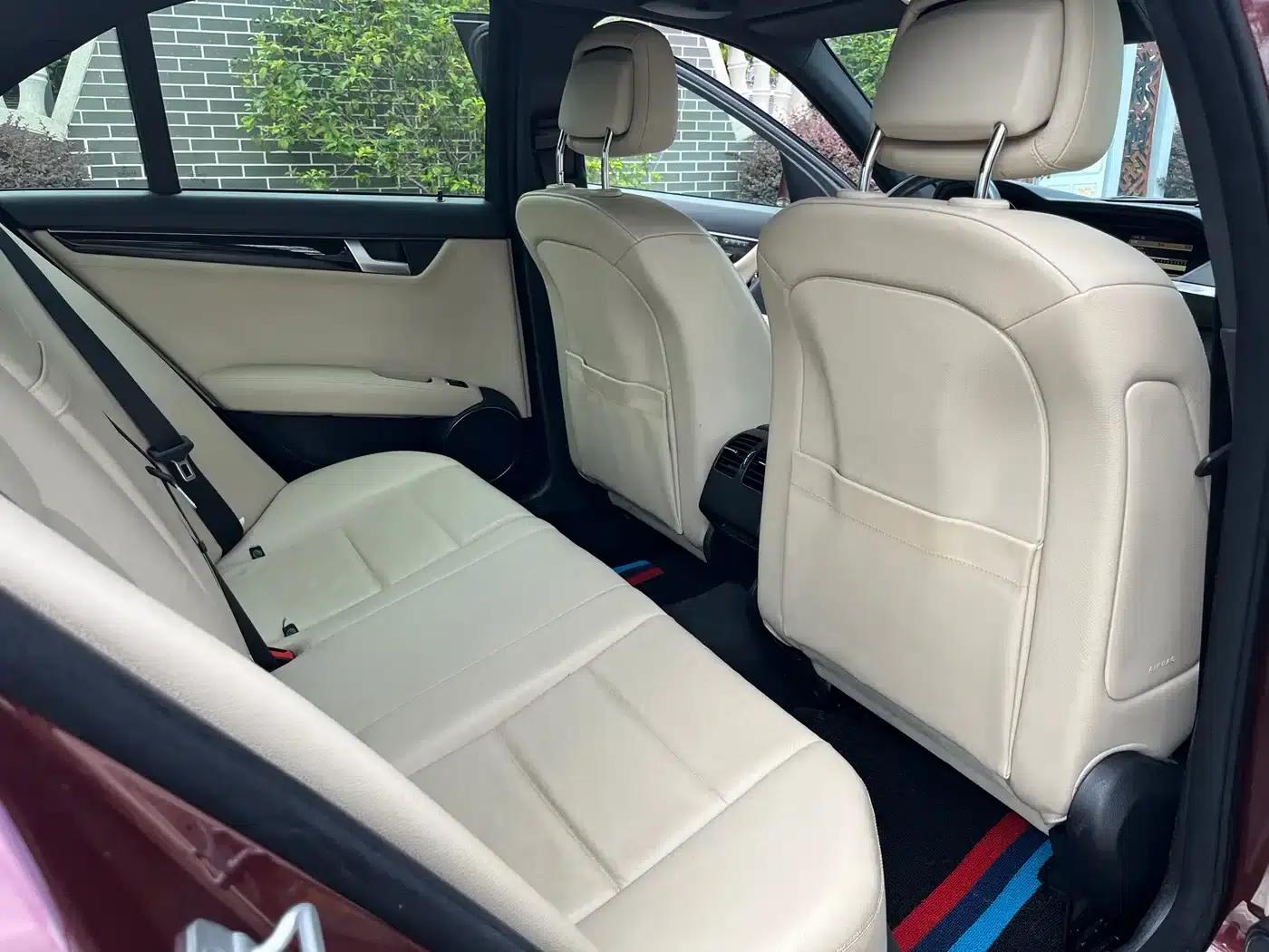 2011 Mercedes-Benz C-Class C 200 CGI Elegance — миниатюра 9