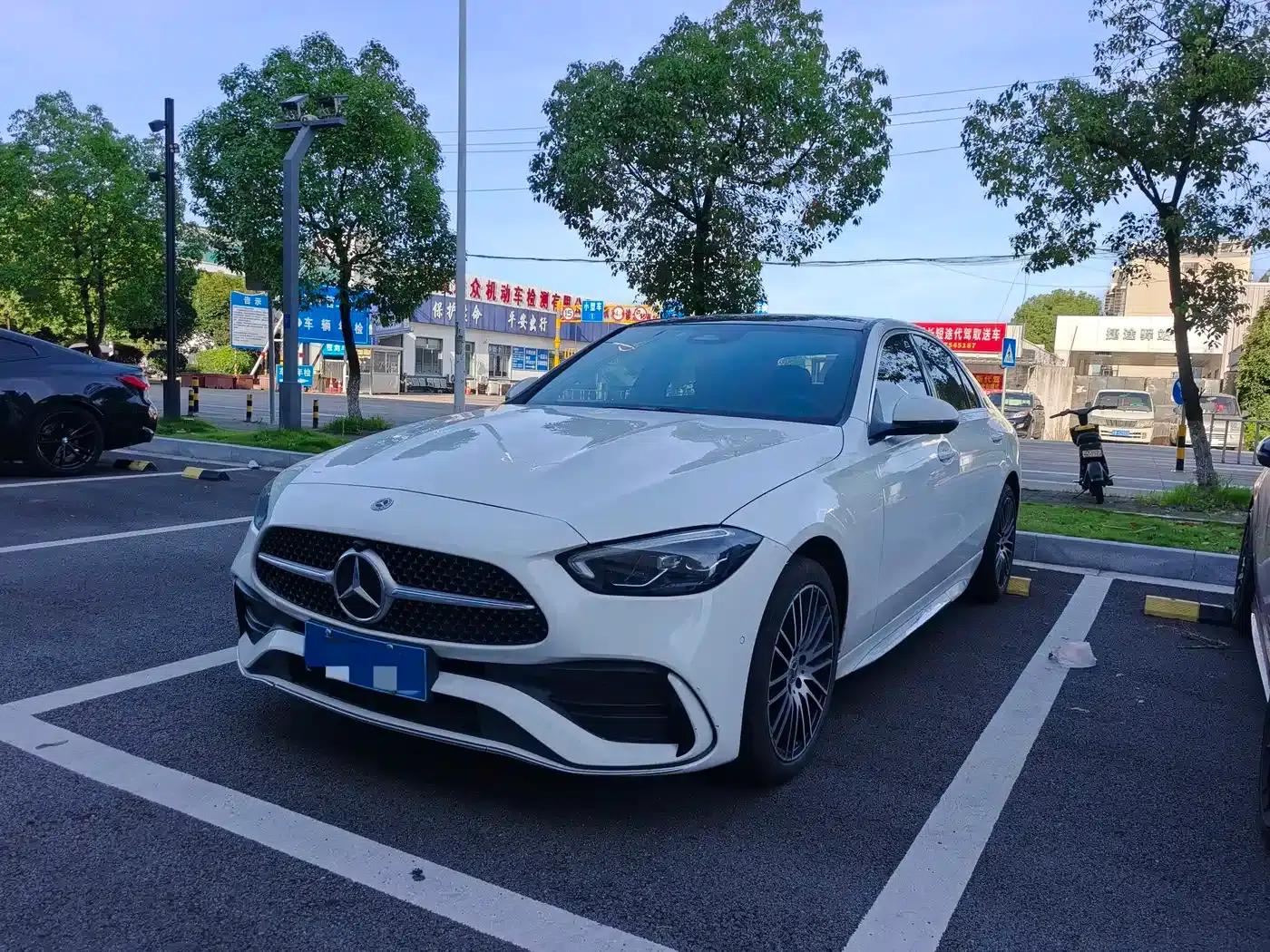 2025 Mercedes-Benz C-Class C 260 L Sport Edition — миниатюра 1