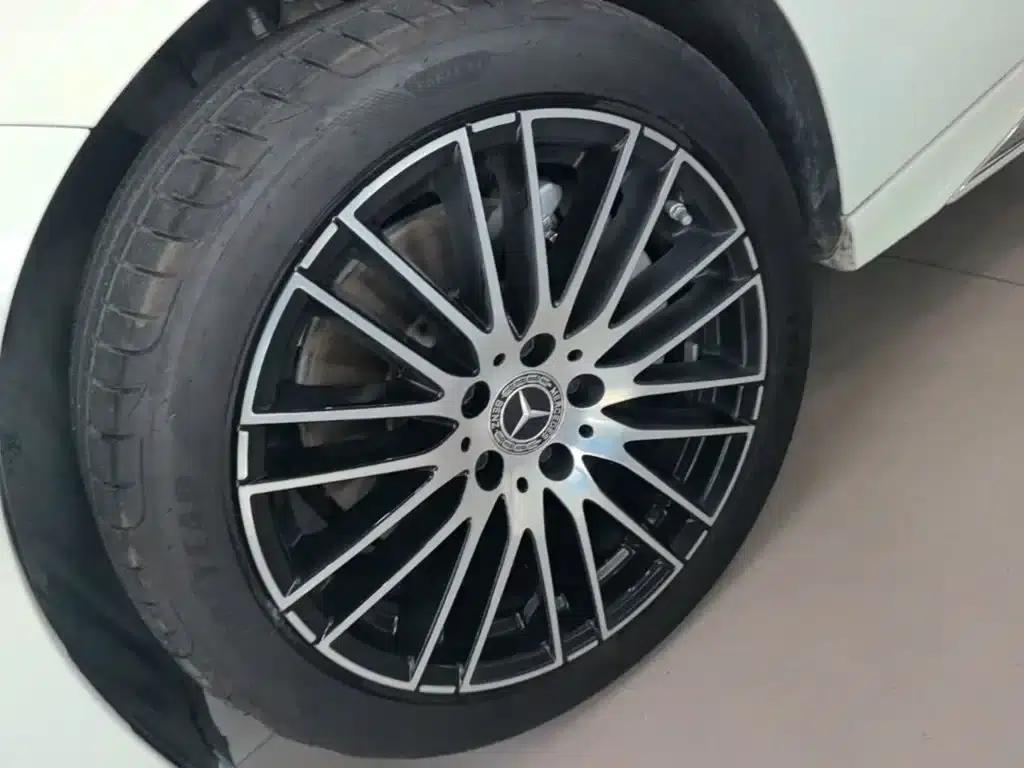 Mercedes-Benz C-Class 2024 Facelift C 260 L Sport Edition — миниатюра 23