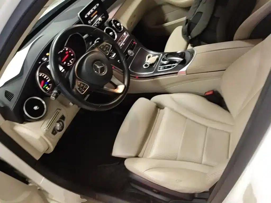 2016 Mercedes-Benz C-Class C 180 L Sport — миниатюра 11