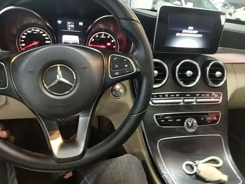 2016 Mercedes-Benz C-Class C 180 L Sport — миниатюра 6