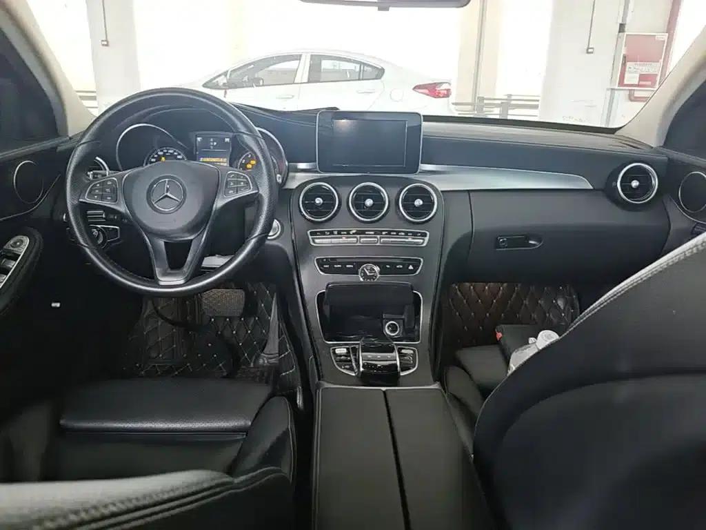 2017 Mercedes-Benz C-Class Facelift C 180 L Fashion Sport Edition — миниатюра 10