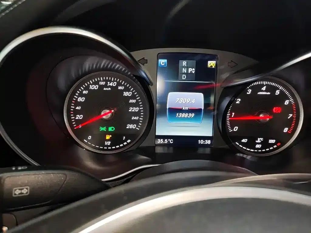 2016 Mercedes-Benz C-Class C 200 L Sport — миниатюра 12
