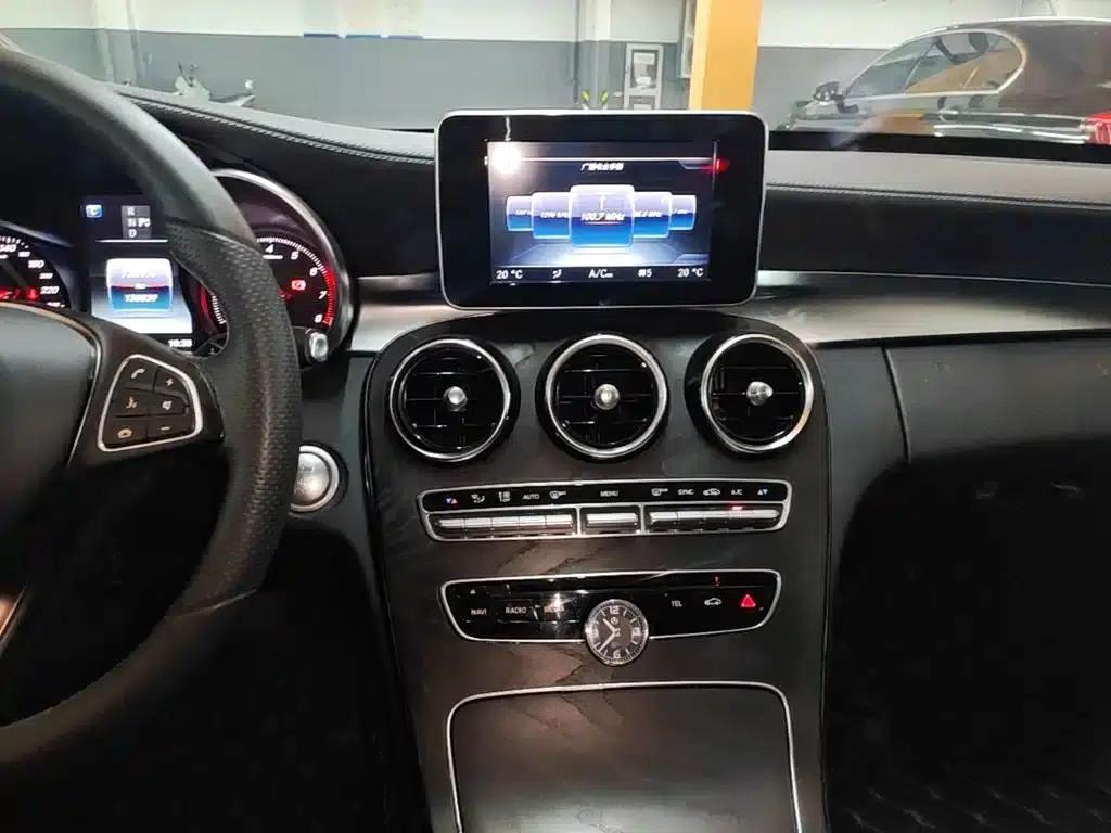 2016 Mercedes-Benz C-Class C 200 L Sport — миниатюра 13