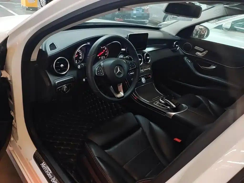 2016 Mercedes-Benz C-Class C 200 L Sport — миниатюра 16