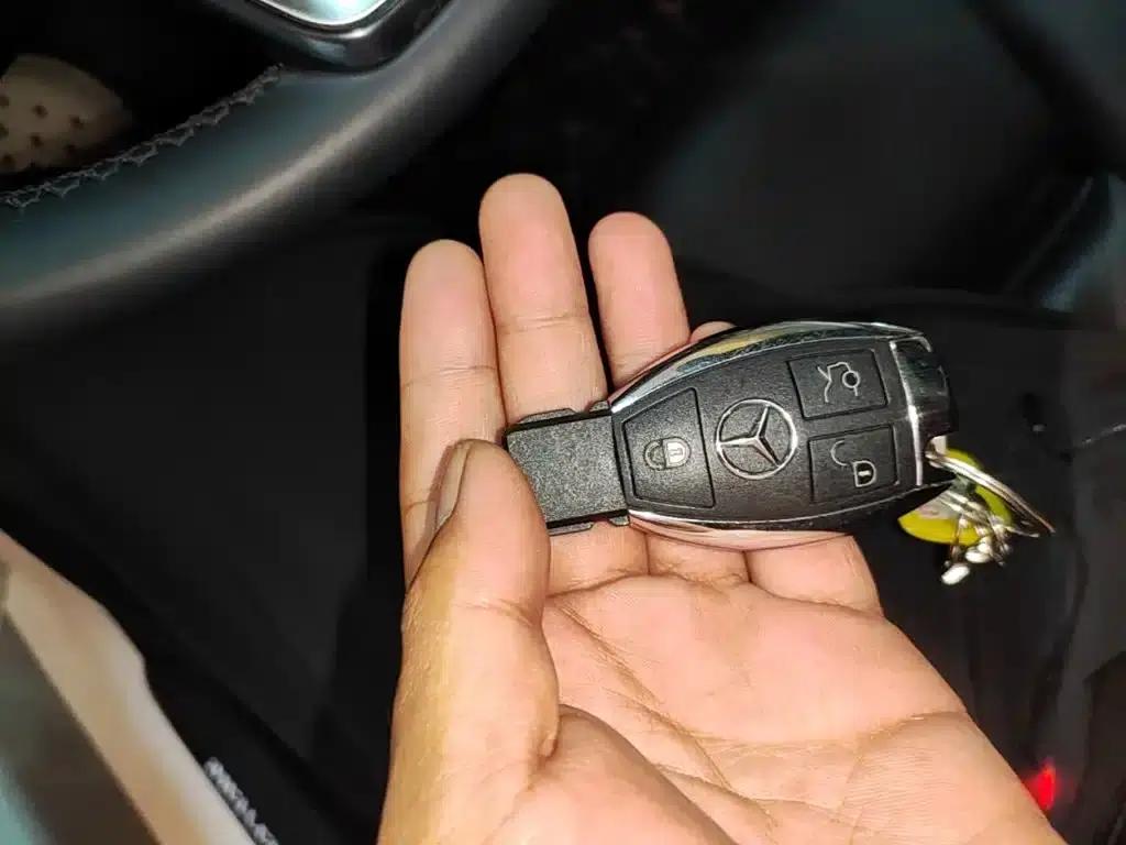 2016 Mercedes-Benz C-Class C 200 L Sport — миниатюра 9