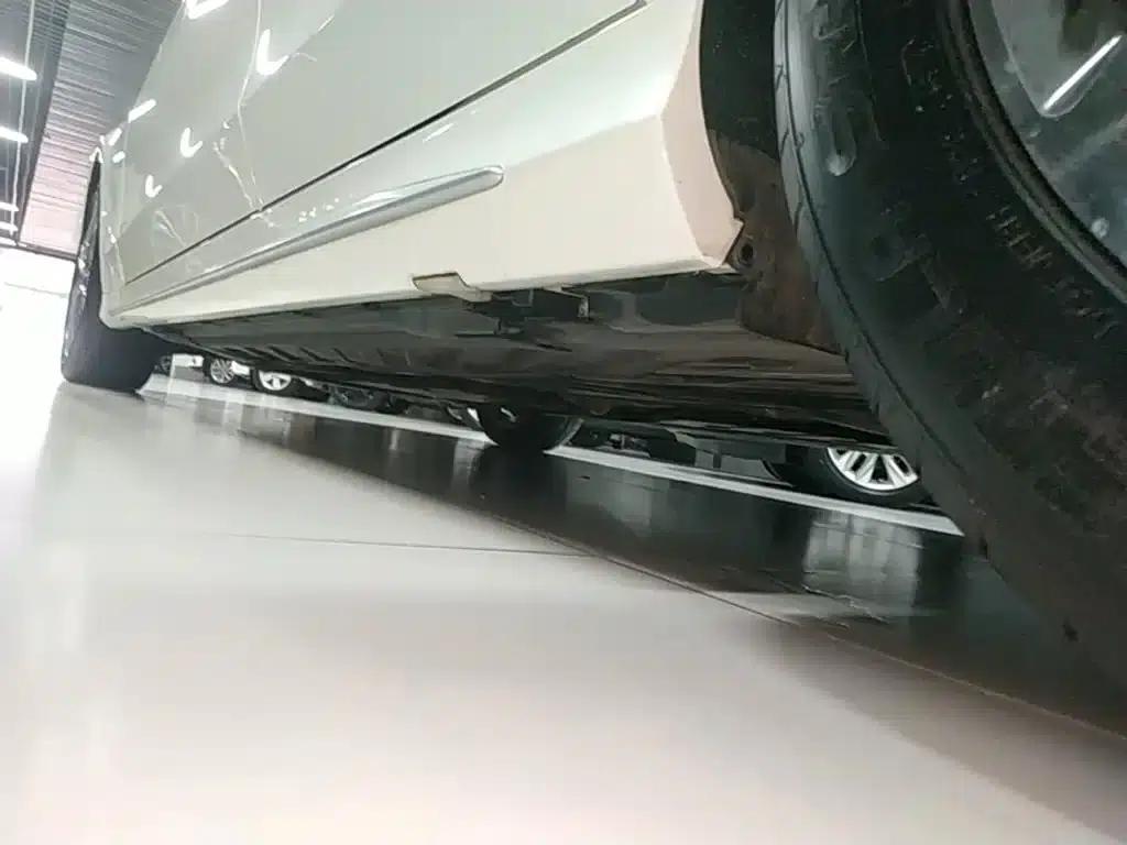 2015 Mercedes-Benz C-Class C 200 L Sport — миниатюра 22