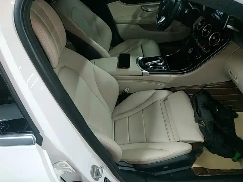 2015 Mercedes-Benz C-Class C 200 L Sport — миниатюра 25