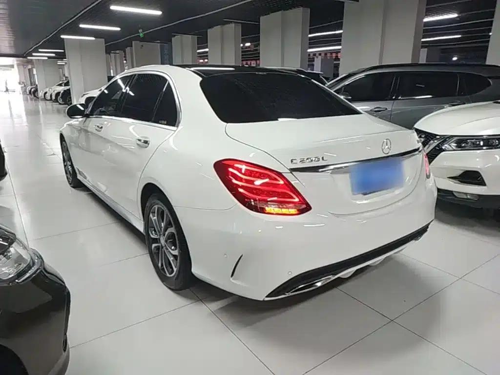 2015 Mercedes-Benz C-Class C 200 L Sport — миниатюра 5