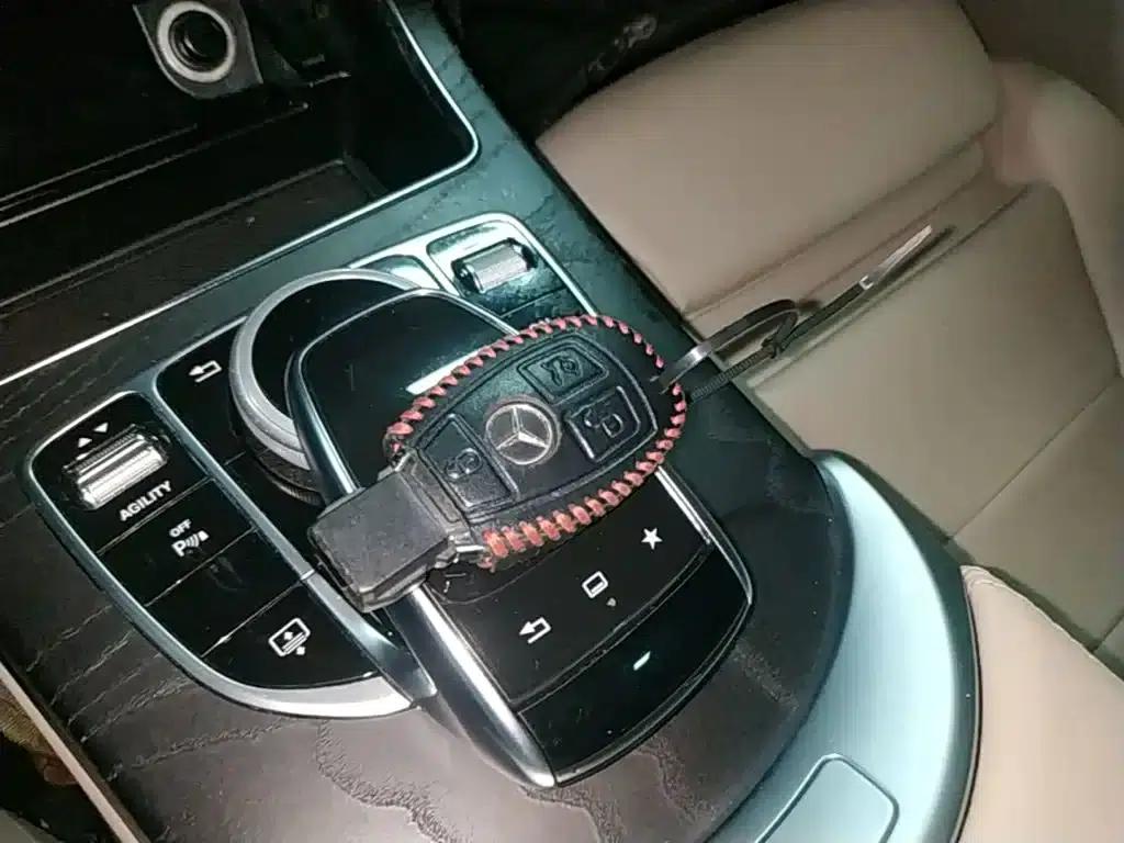 2015 Mercedes-Benz C-Class C 200 L Sport — миниатюра 9