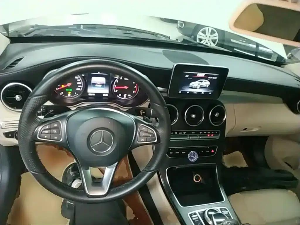 2015 Mercedes-Benz C-Class C 200 L Sport — миниатюра 10