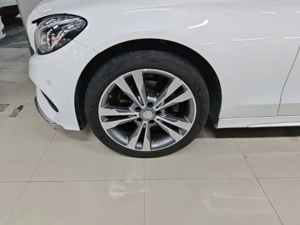 2015 Mercedes-Benz C-Class C 200 L 4MATIC Sport Edition — миниатюра 23