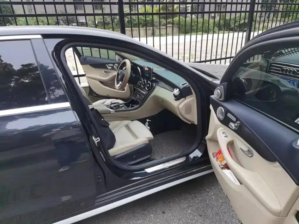 Mercedes-Benz C-Class 2015 Facelift C 200 L Sport — миниатюра 20