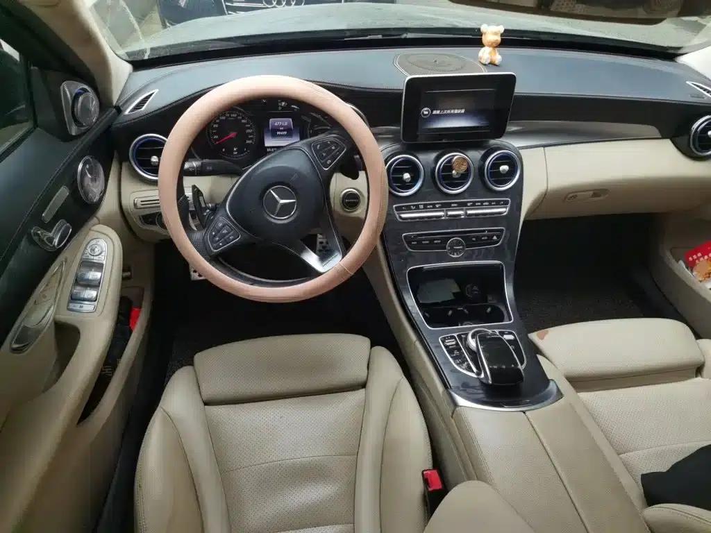 Mercedes-Benz C-Class 2015 Facelift C 200 L Sport — миниатюра 3