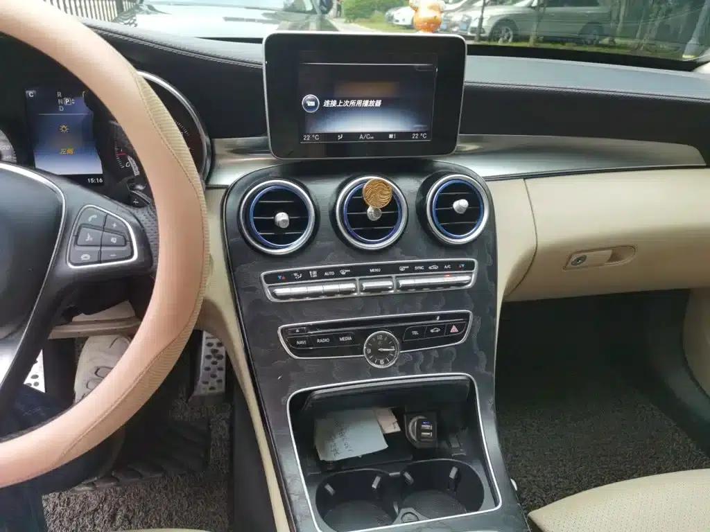 Mercedes-Benz C-Class 2015 Facelift C 200 L Sport — миниатюра 6
