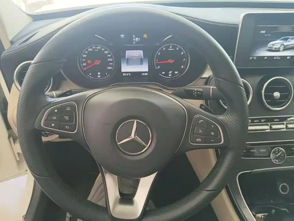 2015 Mercedes-Benz C-Class C 200 L Sport — миниатюра 11