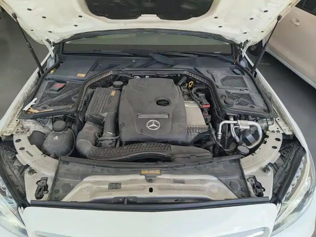 2015 Mercedes-Benz C-Class C 200 L Sport — миниатюра 20